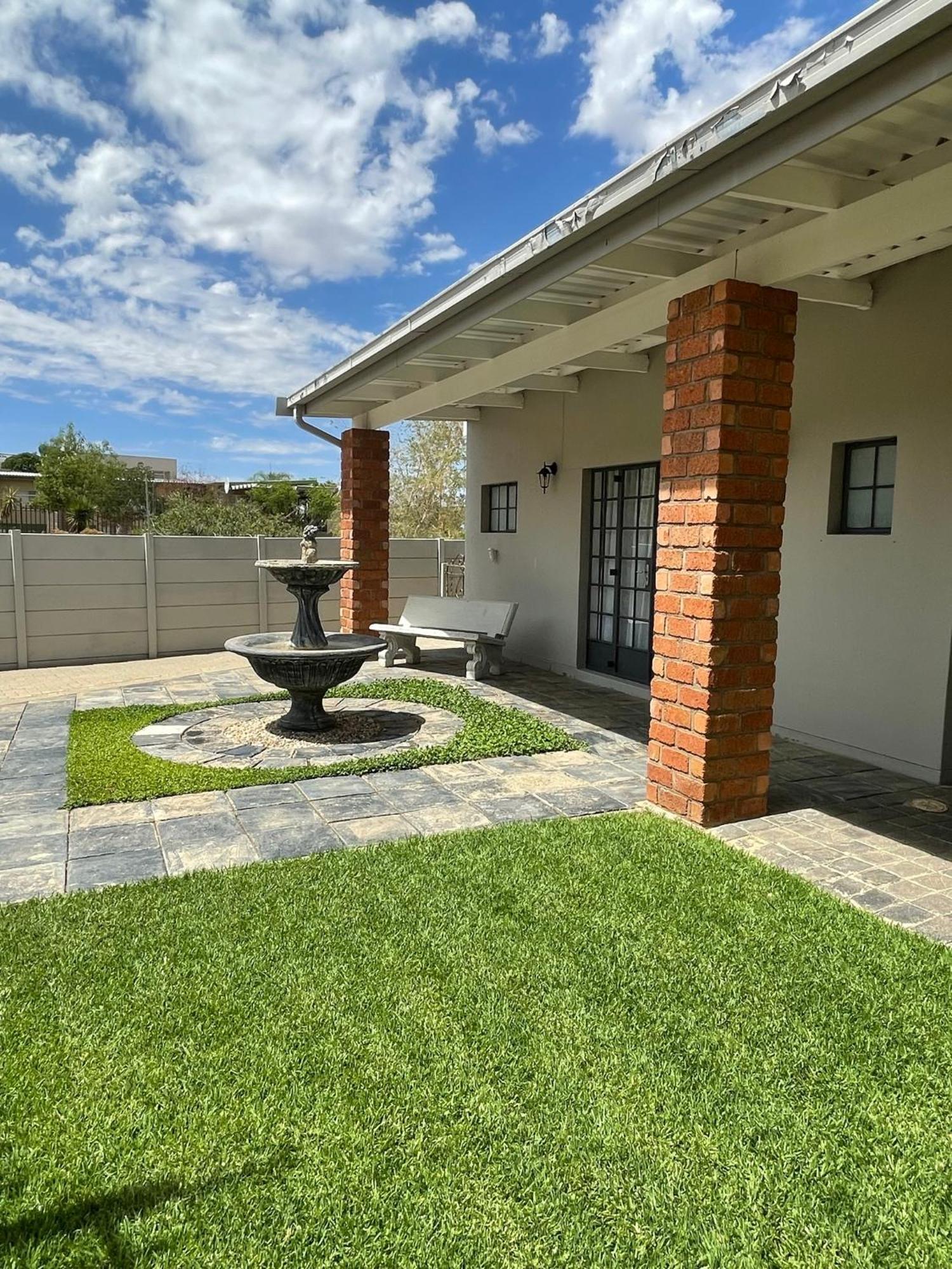 City Comfort Self Catering Windhoek Esterno foto