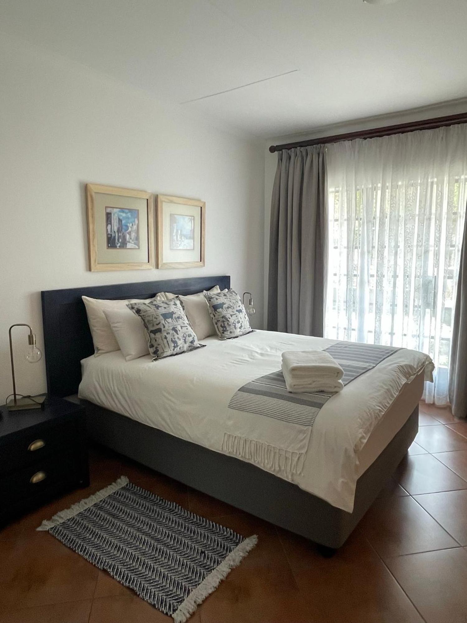 City Comfort Self Catering Windhoek Esterno foto